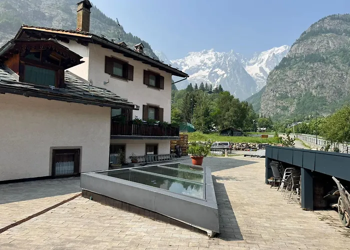 We Are 4810 Le Piolet 아파트 *